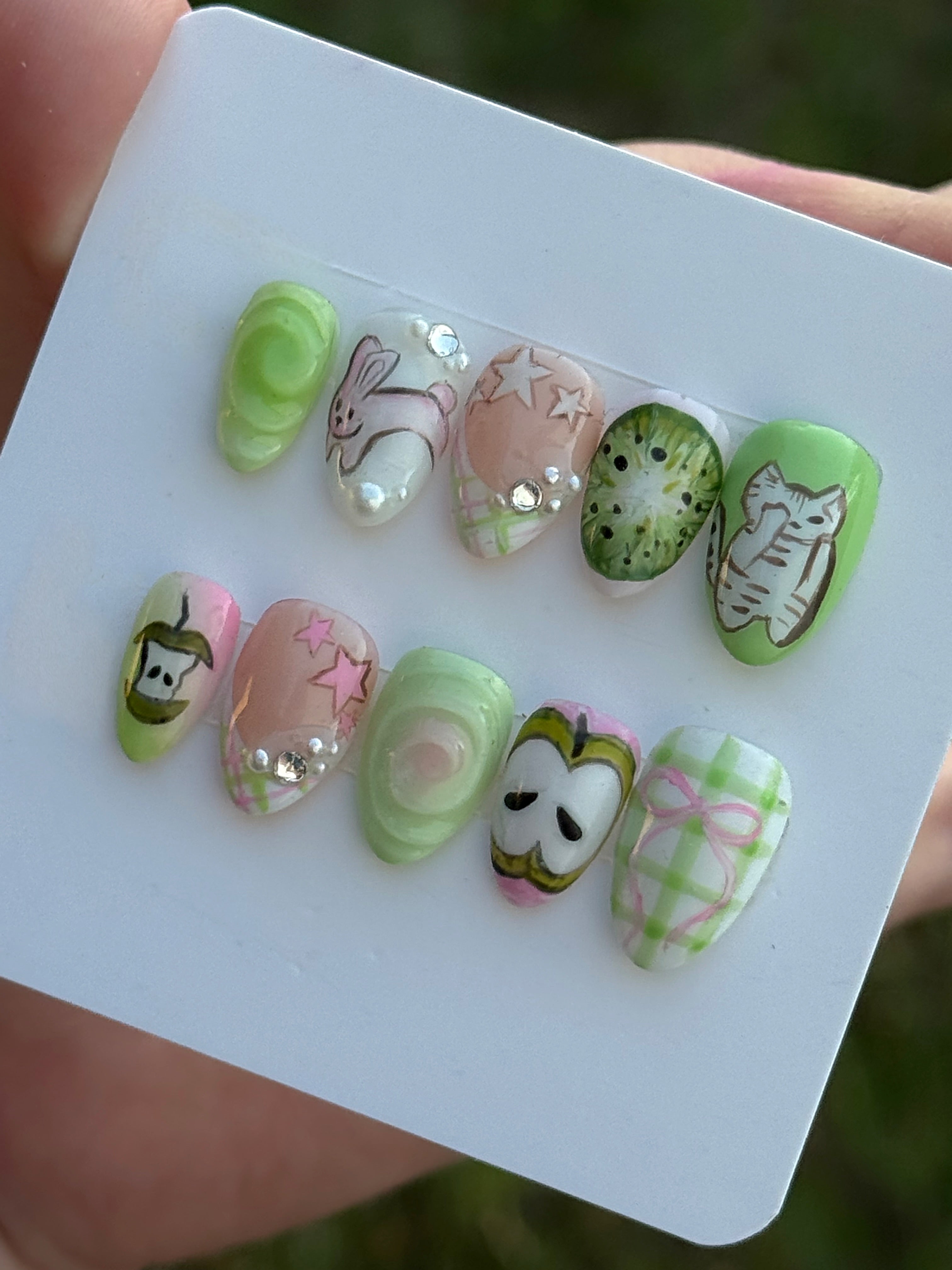 Kiwi kitties
