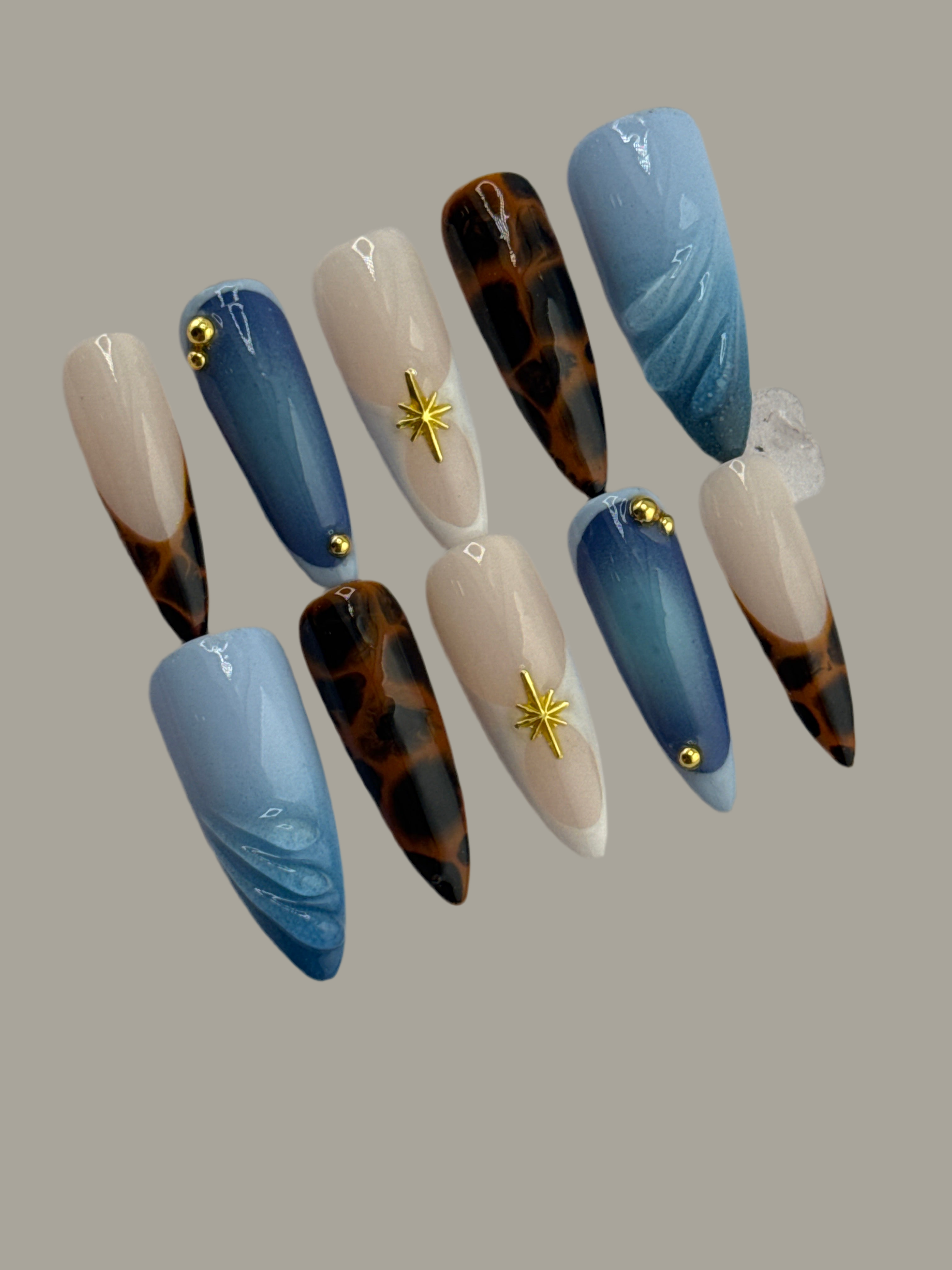 (Medium) blue baddie